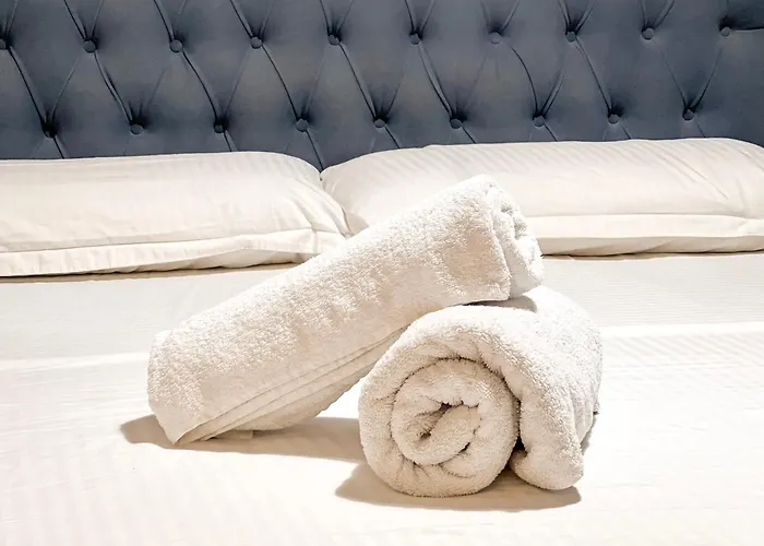 Tier Center Hotell 3*