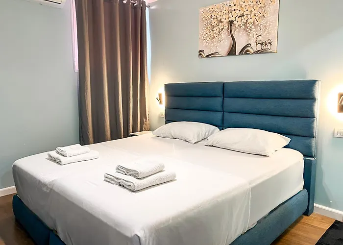 Tier Center Hotell 3*