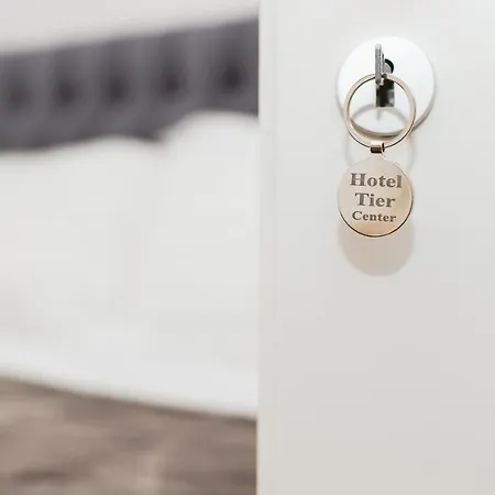 Tier Center Hotel 3*